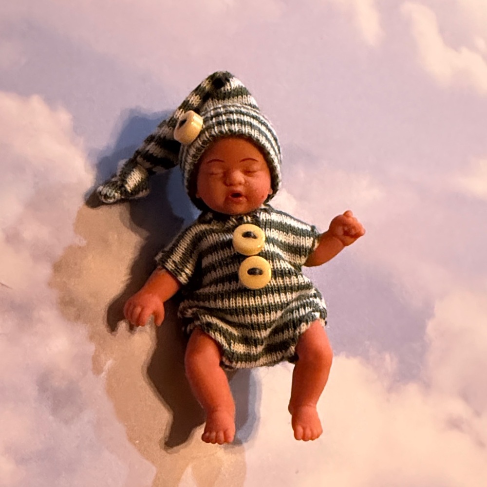 Onesie and hat with button accents, Zuru my mini baby